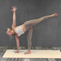 Inspiroiva flow joogakurssi – syksy 2026